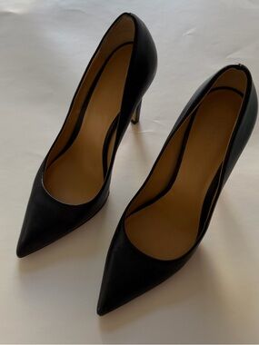 Theory Black Pointed-Toe Leather Stiletto Pumps